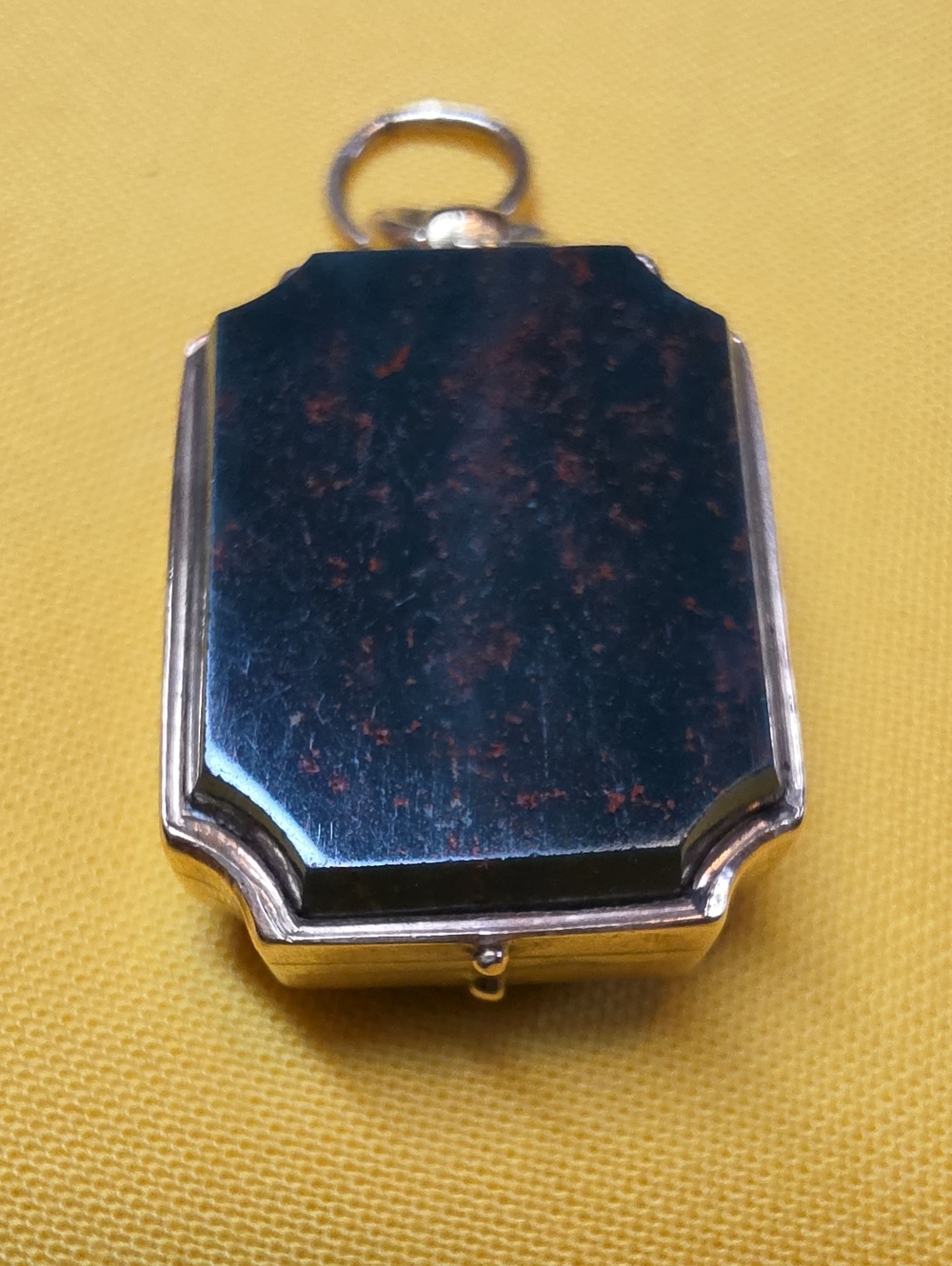 Antique Victorian Mourning Locket Pendant ▪ Onyx Agate Bloodstone Inserts ▪︎ 12G